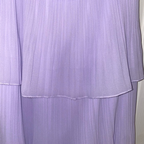 LILAC RUFFLE DRESS - Picture 4 of 6